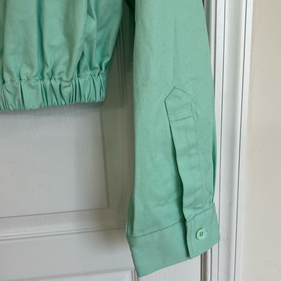 ASOS DESIGN Mint Cropped Shirt Jacket - Picture 6 of 14